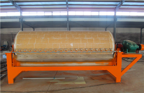 高壓輥磨機(jī)，單傳動(dòng)高壓輥磨機(jī)讓破碎工作如此簡(jiǎn)單，單傳動(dòng)高壓輥磨機(jī)讓破碎工作如此簡(jiǎn)單，磁場(chǎng)一般為多少_磁塊如何排列
